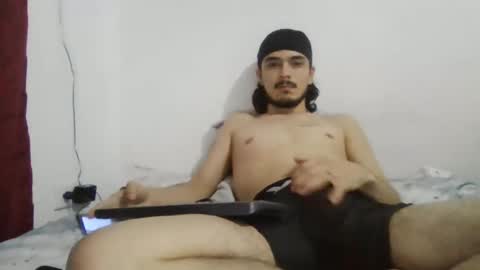 Snapshot of couplehot0917 chatting on 09/15/25, 05:29 Lucia And Daniel online show from 09/15/25, 05:29