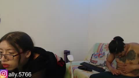 Snapshot of coupleperv666 chatting on 08/03/26, 08:23 COUPLE PERV online show from 08/03/26, 08:23