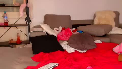 Snapshot of coupletoy97 chatting on 12/09/24, 09:26 Sandra and Tom online show from 12/09/24, 09:26