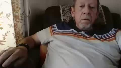 courieral1 online show from 09/19/25, 03:45