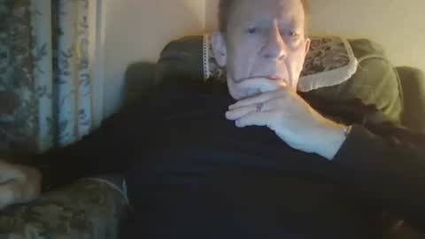 courieral1 online show from 10/13/25, 05:29