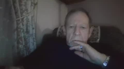 courieral1 online show from 11/22/25, 07:07