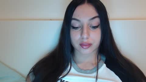 Snapshot of courtney_lux chatting on 12/10/24, 11:11 Courtney online show from 12/10/24, 11:11