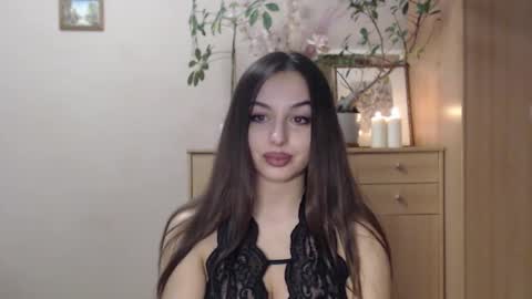 Snapshot of courtney_lux chatting on 02/01/25, 02:56 Courtney online show from 02/01/25, 02:56