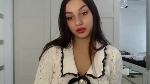 Snapshot of courtney_lux chatting on 10/10/25, 01:54 Courtney online show from 10/10/25, 01:54