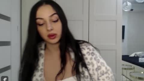 Courtney online show from 02/11/26, 04:12