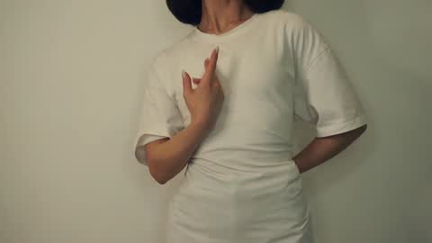 Yui online show from 01/30/25, 10:08