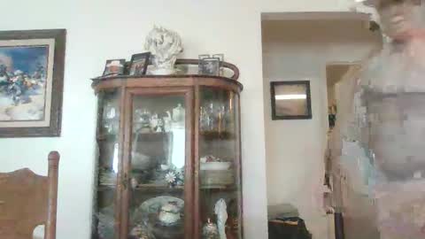 Snapshot of cowboy_hardware chatting on 10/16/25, 05:14 Cowboy Hardware online show from 10/16/25, 05:14