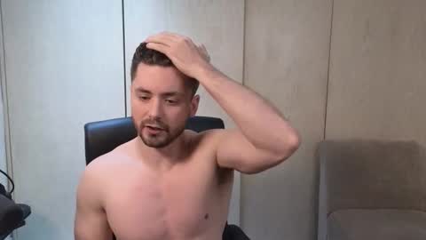 Snapshot of cowboylean chatting on 12/16/25, 08:58 cbl online show from 12/16/25, 08:58