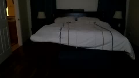 Snapshot of cowboyridesagain70 chatting on 10/11/25, 11:09 cowboyridesagain70 online show from 10/11/25, 11:09