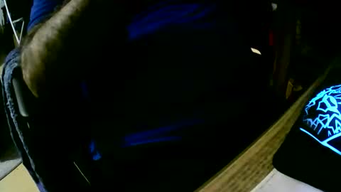 coyote017 online show from 11/18/25, 06:01