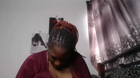 Snapshot of cozy_dion chatting on 09/10/25, 01:11 Erykah online show from 09/10/25, 01:11