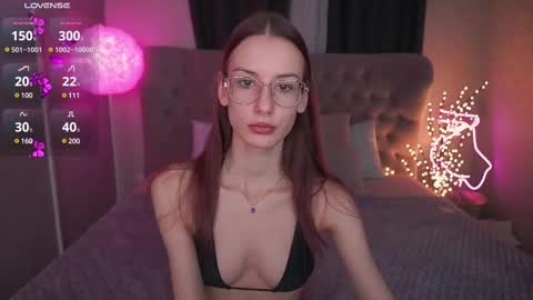 cozymell online show from 03/01/25, 07:08