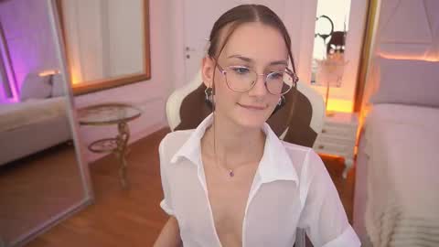 cozymell online show from 03/24/26, 02:22