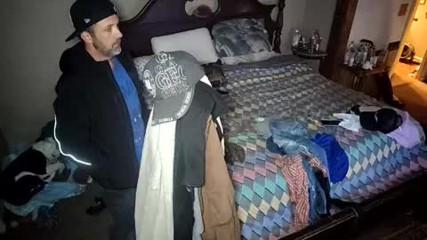 Back Woods Couple online show from 02/23/26, 09:06