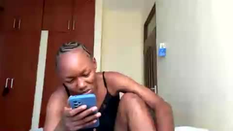 Taliee online show from 06/25/26, 07:24