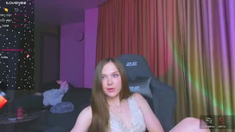 lucy online show from 05/08/26, 05:07