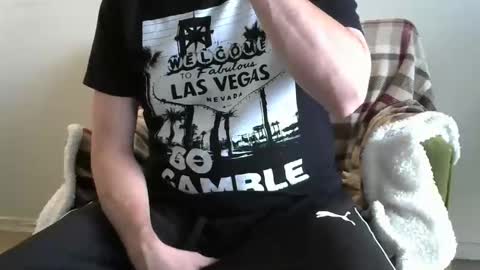 Snapshot of crazy4vegas chatting on 01/06/25, 09:00 crazy4vegas online show from 01/06/25, 09:00