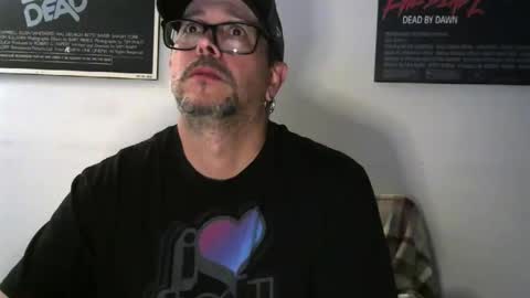 Snapshot of crazy4vegas chatting on 01/11/25, 03:55 crazy4vegas online show from 01/11/25, 03:55