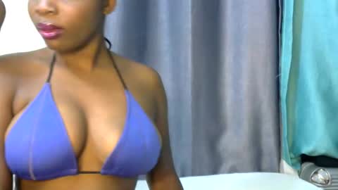 Angela online show from 04/11/26, 01:54