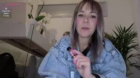 Stacy 2pm to 6pm mon-fri 3 CAT online show from 06/08/26, 01:33