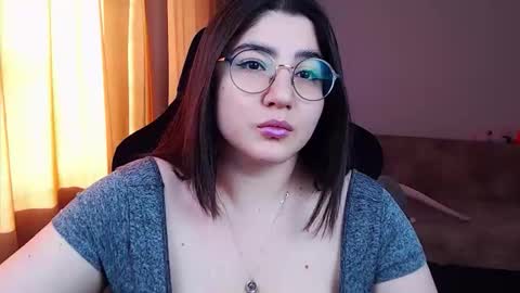 Snapshot of crazy_bunya chatting on 05/10/26, 01:27 Crazy Bunya online show from 05/10/26, 01:27
