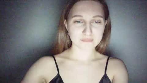 crazy_kisses_ online show from 05/03/26, 06:03