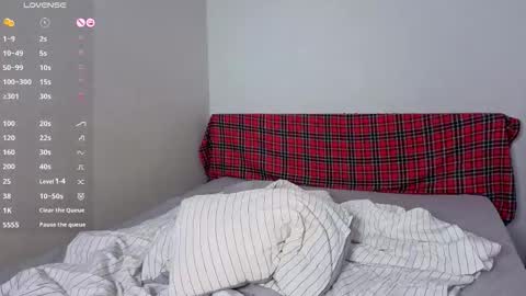 crazy_space11 online show from 02/25/26, 07:40