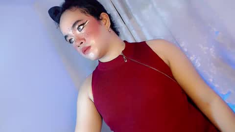 Snapshot of crazy_vixen chatting on 12/02/24, 01:13 Hot Ayisha online show from 12/02/24, 01:13
