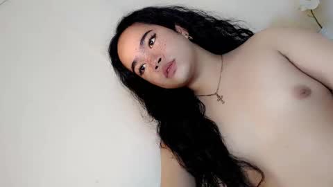 Snapshot of crazy_vixen chatting on 01/19/25, 08:41 Hot Ayisha online show from 01/19/25, 08:41