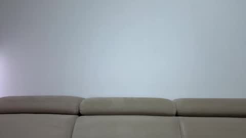 Snapshot of crazyale99 chatting on 10/27/25, 09:19 alexandra online show from 10/27/25, 09:19