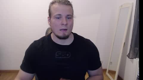 crazyangel8 online show from 01/06/25, 07:02