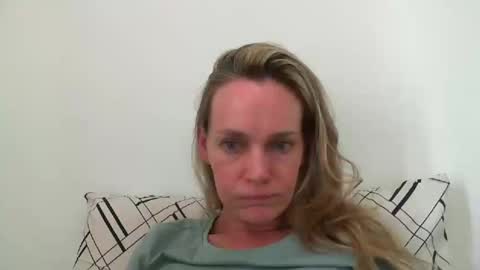 Snapshot of crazyanny chatting on 01/03/25, 05:10 Anny online show from 01/03/25, 05:10