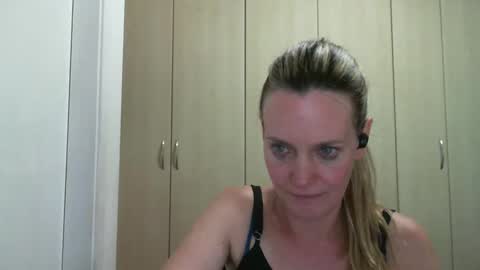 Snapshot of crazyanny chatting on 01/13/25, 12:51 Anny online show from 01/13/25, 12:51