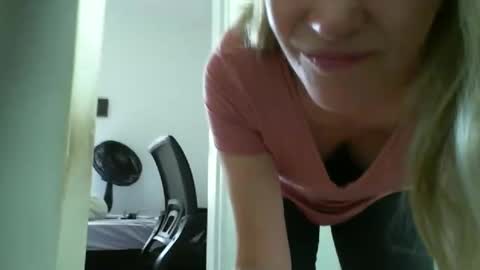 Snapshot of crazyanny chatting on 01/23/25, 02:07 Anny online show from 01/23/25, 02:07