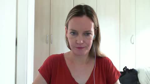 Snapshot of crazyanny chatting on 02/20/25, 10:48 Anny online show from 02/20/25, 10:48
