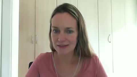 Snapshot of crazyanny chatting on 02/26/25, 06:32 Anny online show from 02/26/25, 06:32
