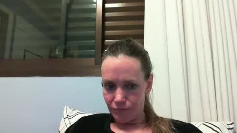 Snapshot of crazyanny chatting on 09/14/25, 12:43 Anny online show from 09/14/25, 12:43