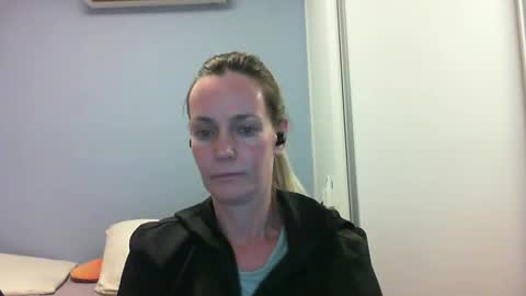 Snapshot of crazyanny chatting on 09/22/25, 10:56 Anny online show from 09/22/25, 10:56