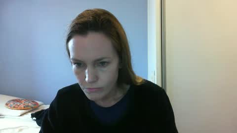 Snapshot of crazyanny chatting on 10/08/25, 10:46 Anny online show from 10/08/25, 10:46