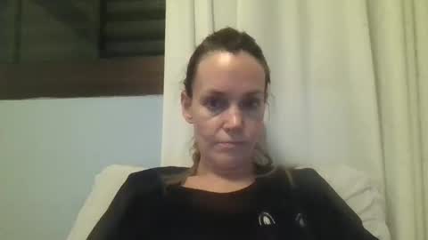 Snapshot of crazyanny chatting on 10/10/25, 12:31 Anny online show from 10/10/25, 12:31