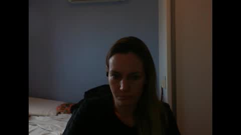 Snapshot of crazyanny chatting on 10/16/25, 10:49 Anny online show from 10/16/25, 10:49