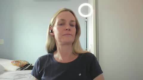 Anny online show from 01/13/26, 04:01