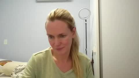 Anny online show from 02/26/26, 12:31