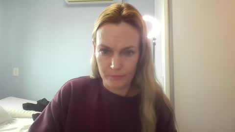 Anny online show from 07/15/26, 10:53