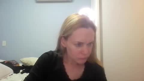 Anny online show from 07/17/26, 06:02