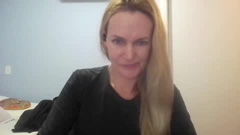 Anny online show from 07/22/26, 12:30