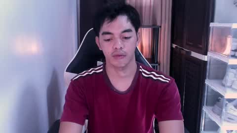 Snapshot of crazyasiancum chatting on 12/04/24, 02:31 Zion online show from 12/04/24, 02:31