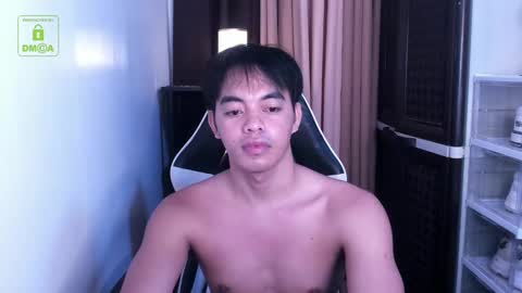 Snapshot of crazyasiancum chatting on 12/17/24, 03:17 Zion online show from 12/17/24, 03:17