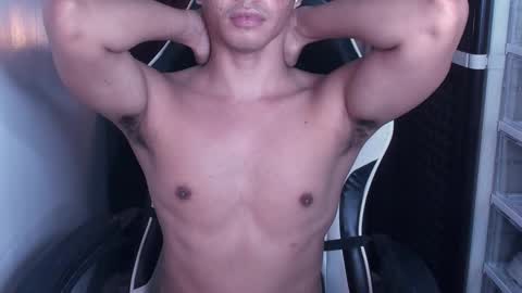 Snapshot of crazyasiancum chatting on 02/10/25, 04:47 Zion online show from 02/10/25, 04:47